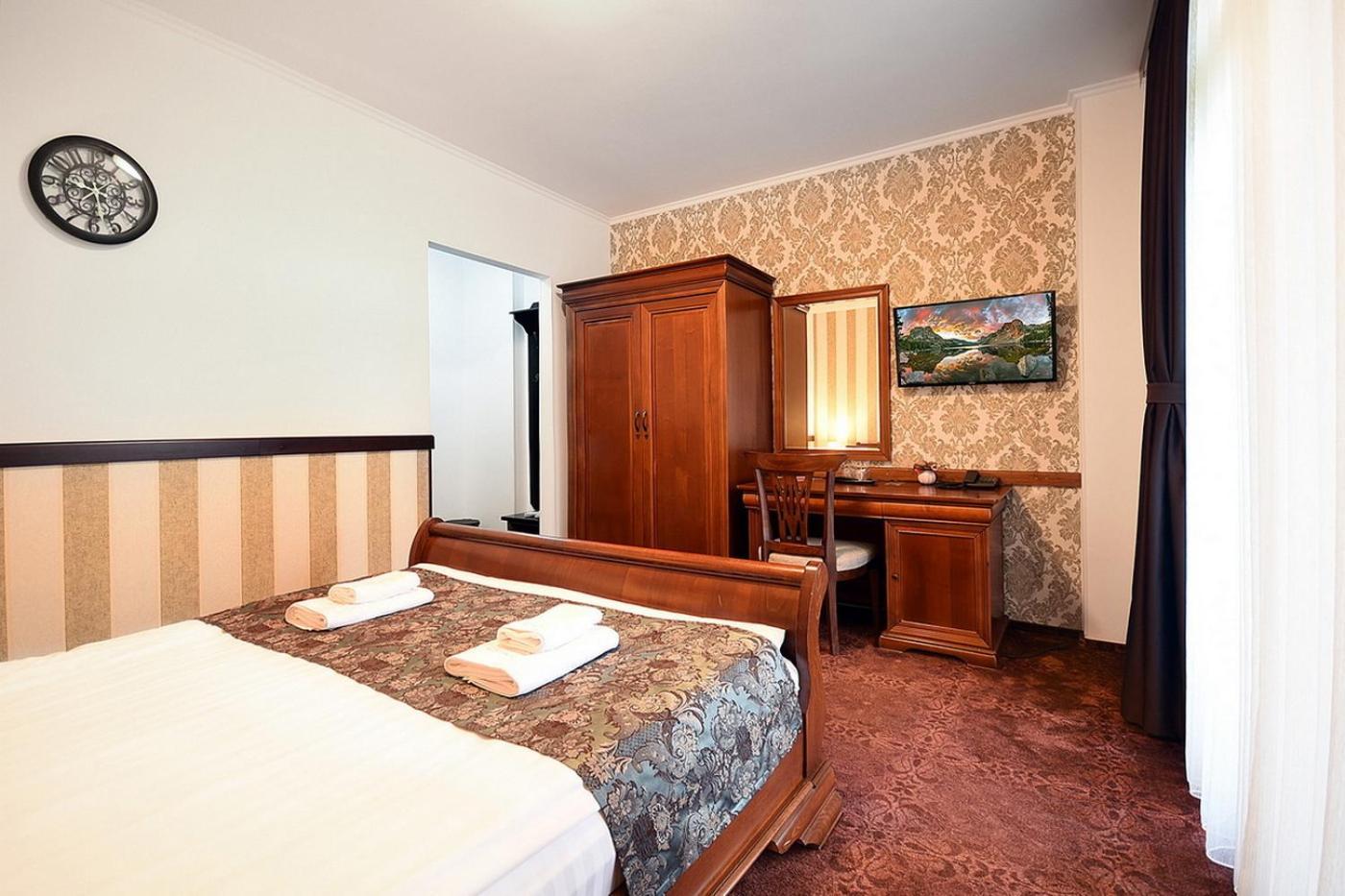 Hotel Moldavia Slănic-Moldova Exteriör bild